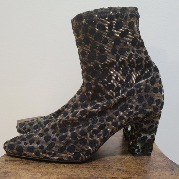 Anthropologie × Farylrobin × Lisbon Velvet Heeled Boots _ - Picture 3 of 9